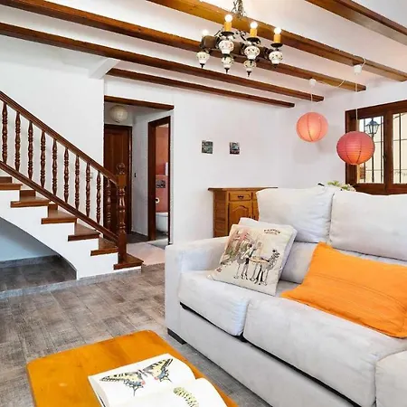Casa De Vacaciones El Poblet Tresento Nyaraló